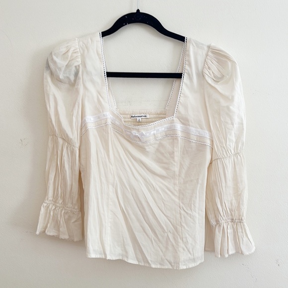Reformation | Amalie Top - Picture 7 of 10